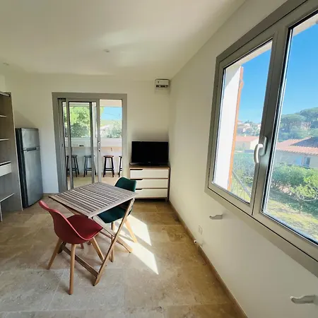 6 Roquebrune-sur Argens